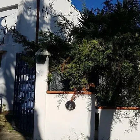 La Finestra Sul Mare - Feriehus *