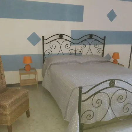 Feriehus La Finestra Sul Mare - *