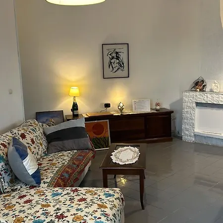 La Finestra Sul Mare - *